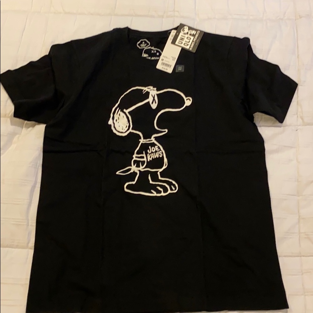Uniqlo Kaws x Peanuts Snoopy T-Shirt